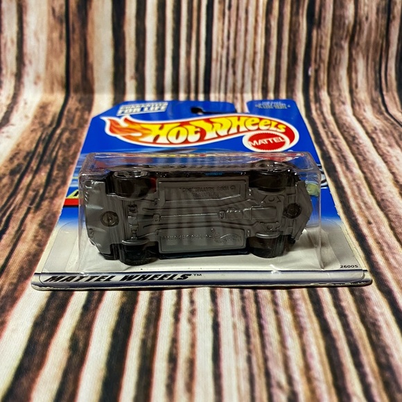Hot Wheels 1999 Future Fleet 2000 Series #2 of 4 Cars. Pontiac Rageous - Picture 3 of 13